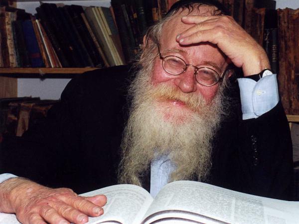 הרב שטיינזלץ זצ"ל – פורץ הדרך להנגשת התורה