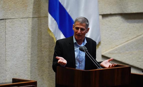 גולן שוב תוקף את המגזר: "זה הציונות הדתית?"