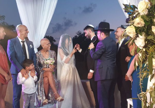 מזל טוב: בתם של דידי ומירית הררי התחתנה. צפו