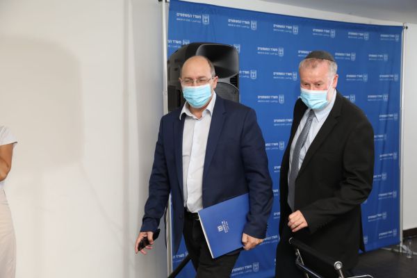 לא יועסקו שוטרים; אזרוח מלא של מח"ש