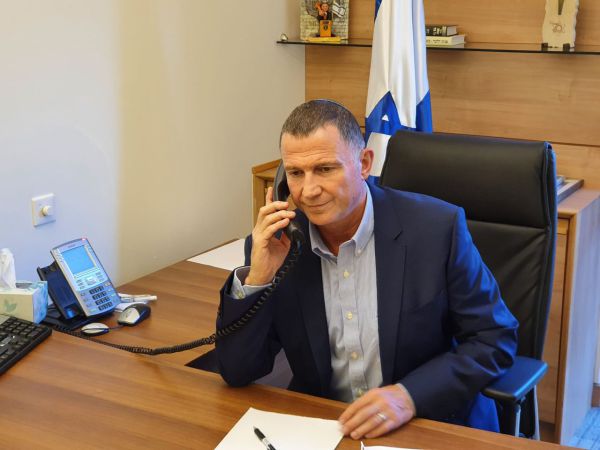 ישראל והאמירויות סיכמו על שיתוף פעולה נגד הקורונה