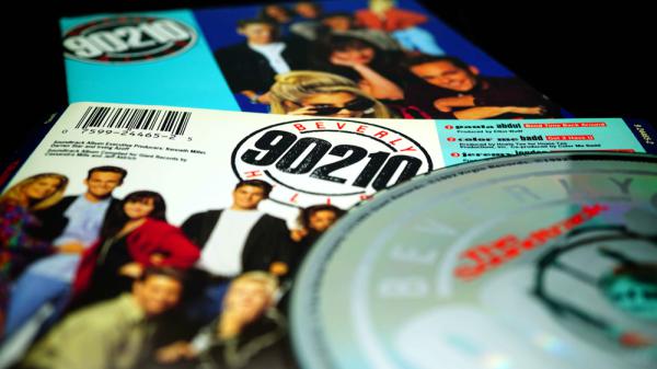 בוורלי הילס 90210: סטייל שעלול לשוב בטעות