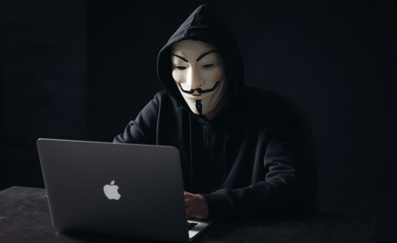 הסירו עכשיו: קוד זדוני נמצא באלפי אפליקציות לאייפון