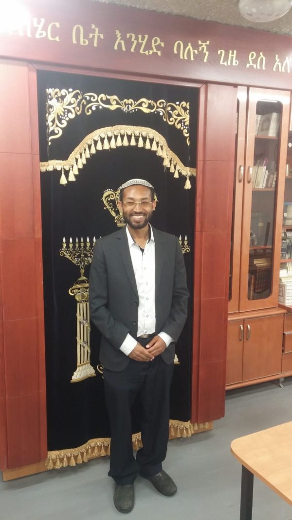 מאתיופיה למעייני הישועה: הכירו את הרב חיים טגניה