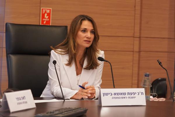 "משרד הבריאות מבזה את הכנסת ואת האזרחים"