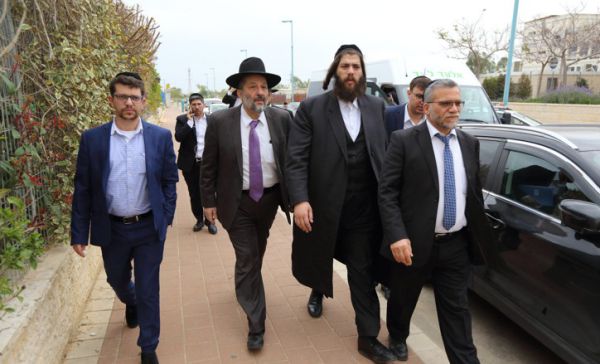 המתווה, האיום והתמונה: מאחורי המרד החרדי