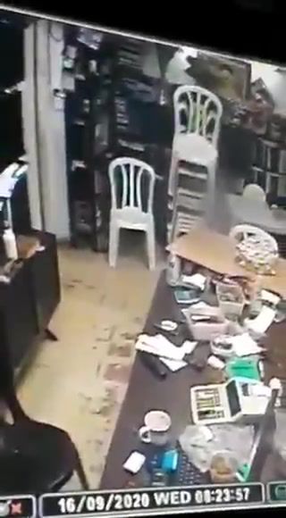 בני ברק: שוד בבית חלפן הכספים; אשתו גוננה עליו