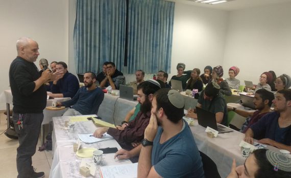 השינוי של 'בני דוד' שהתחיל בטרמפ