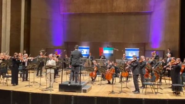 מרגש: מחווה יוצאת דופן לרגל הסכם השלום. צפו