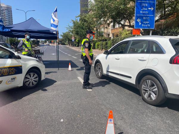 8,000 דו"חות חולקו, 2 חולי קורונה נתפסו באיילון