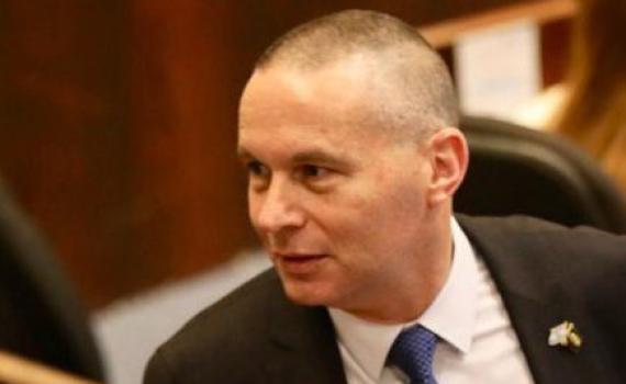 יזהר שי חזר בו מהתפטרות: "ציר מרכזי בכחול לבן"