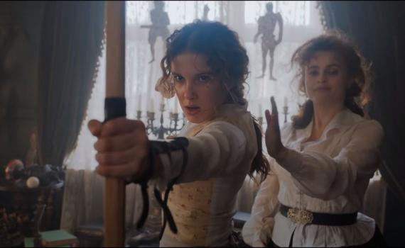 "אנולה הולמס": הרבה יותר מעוד סרט על העצמה נשית