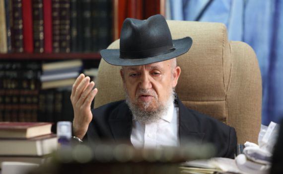 התפללו לרפואתו: הרב מאיר מזוז פונה לבית החולים