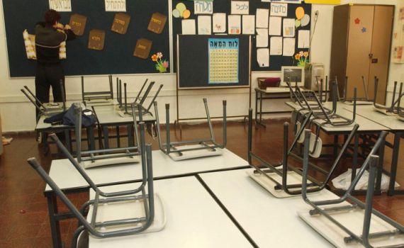 נתניהו בוחן את סגירת מערכת החינוך מחר בבוקר