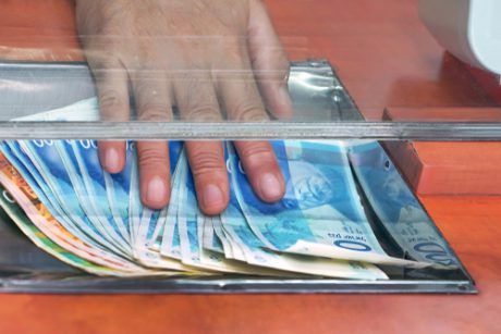 מתנת חג: מענק מפתיע יחולק לאלפי אזרחים