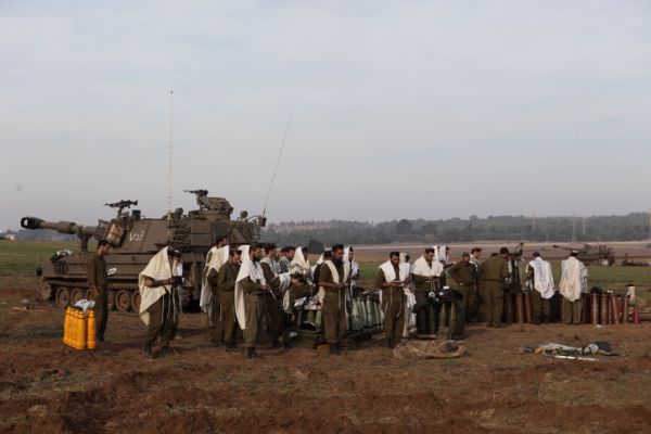 חשיפה | צה"ל ביטל גיוס מילואים של בנ"שים ביוה"כ