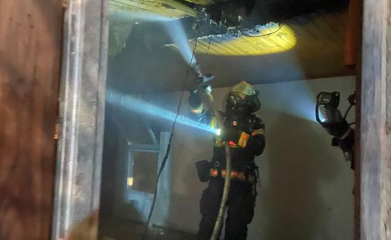 בית הכנסת ביישוב נווה ארז עלה באש