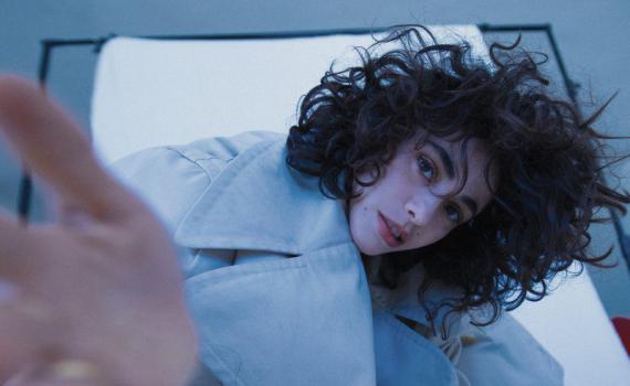 צפו: הזמרת הבינלאומית בביצוע מפתיע לסליחות