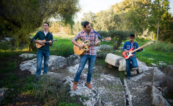 מרימים את הקצב: האחים סולומון חוזרים ברמיקס מיוחד