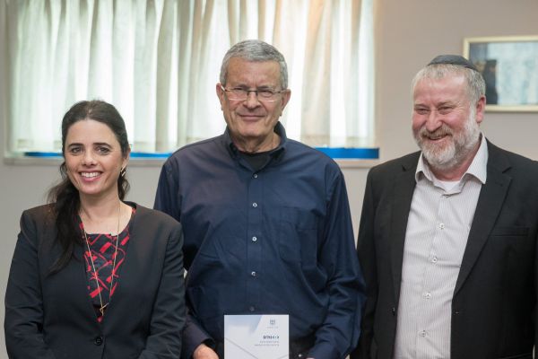 עו"ד על הפרשה • כי תבוא: ארור מטה משפט