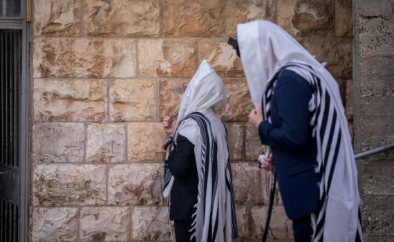 צפו; ראש השנה בסגר: איך אפשר להתפלל ככה כראוי?