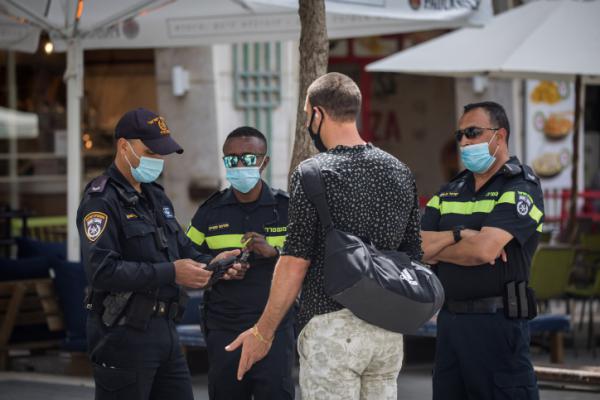 אמון הציבור בדת הקורונה: בין המאמינים לכופרים