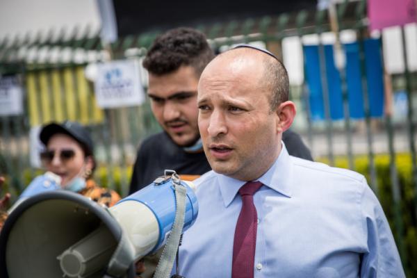 למה בנט נוסק ולמה עפר שלח לא יוכל לעשות זאת?