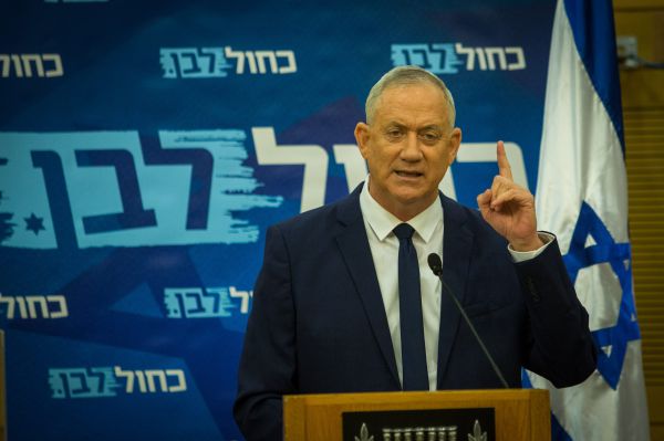 גנץ: יש מקום לעיר בירה פלסטינית בירושלים