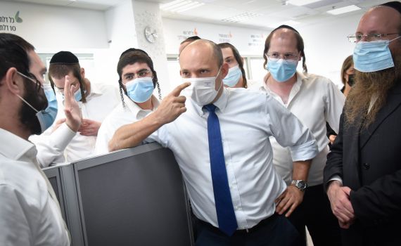 בנט: "נתניהו פגע במאבק בקורונה מסיבות פוליטיות"
