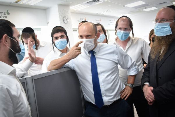 בנט: "נתניהו פגע במאבק בקורונה מסיבות פוליטיות"