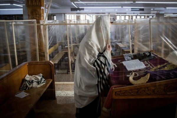 הרב אליעזר שמחה וייס במכתב פתוח לשליח ציבור