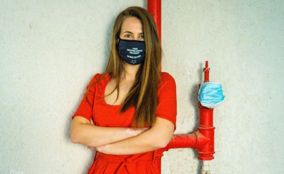 למה לי בידוד עכשיו: חלי בן שחר סופרת את הימים לסגר