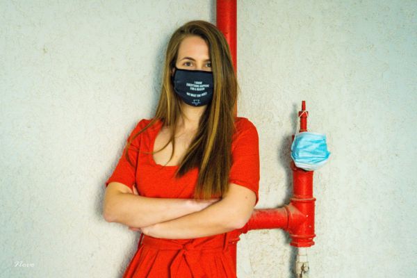 למה לי בידוד עכשיו: חלי בן שחר סופרת את הימים לסגר