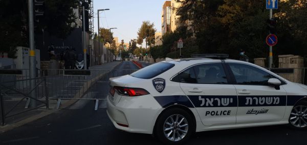 רב מוכר נעצר בחשד לביצוע עבירות מין בתלמידיו