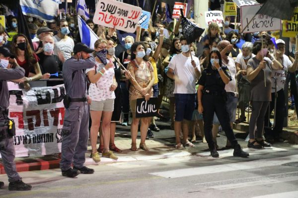 שבוע 11 להפגנות: אלפים צועדים לבלפור