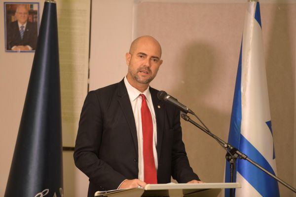 אוחנה: "לנצח את הנגיף לא די באכיפה ובמתן דוחות"