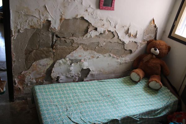 מה זה בית בשבילך? לכמה ילדים זה 4 קירות מתפוררים