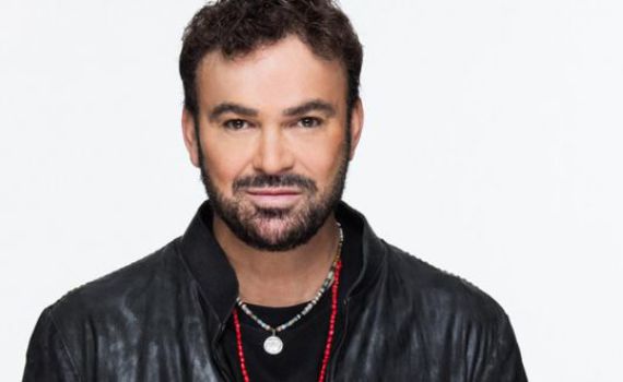 צפו: דוד ד'אור בביצוע מפתיע ל"אדון הסליחות"