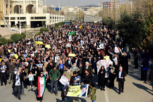 דו"ח אמנסטי: איראן עינתה והוציאה להורג מפגינים