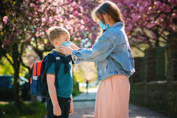 איך עוזרים לילדים להתמודד עם תקופת הקורונה?