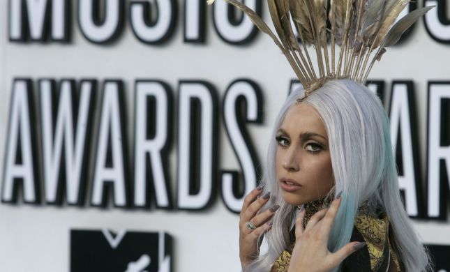  פסטיבל המסכות: ליידי גאגא בטקס פרסי הMTV