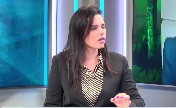 פגשה חולה מאומת: איילת שקד נכנסה לבידוד