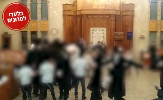 צפו: שמחת בית שואבה והפרת הנחיות קורונה בצפת