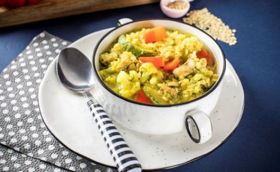 מתגעגעים לחורף? מתכון למרק שהוא ארוחה שלמה