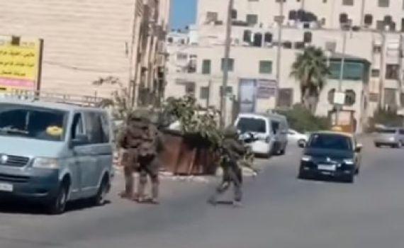שוטרים פלסטינים נעצרו, צה"ל החרים את נשקם