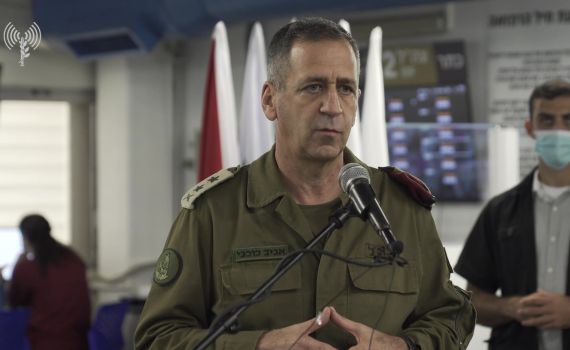 לא רק גנץ: הרמטכ"ל לא ידע על ביקור רה"מ בסעודיה