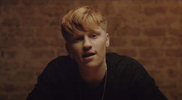 צפו: אור עמרמי ברוקמן בסינגל מרגש על האימוץ