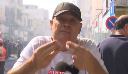 צפו: המרואיין פרץ בבכי באמצע שידור