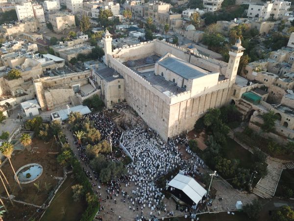 שבת האירוח המסורתית לא תתקיים השנה: "כואב אך הכרחי"