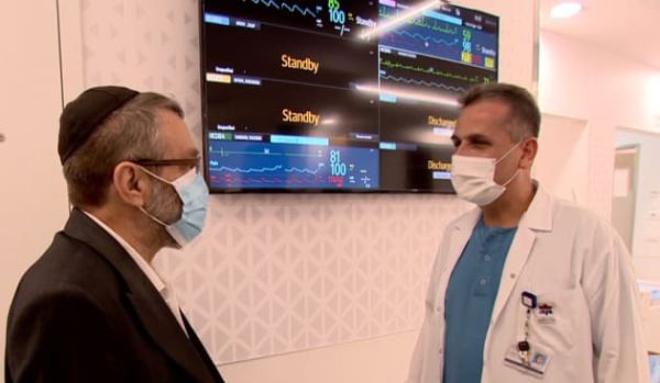 גפני נפגש עם הרופא שהציל את חייו בחודש שעבר. צפו